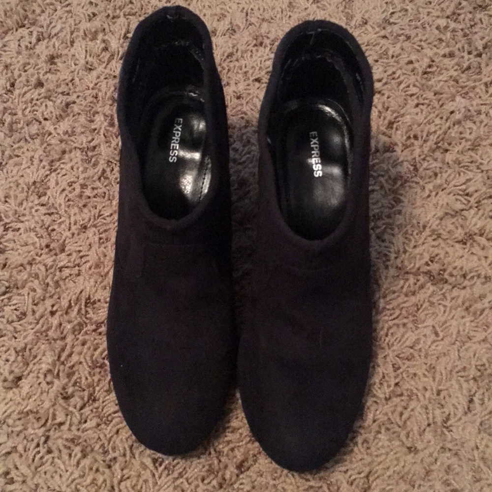 Black ankle boots